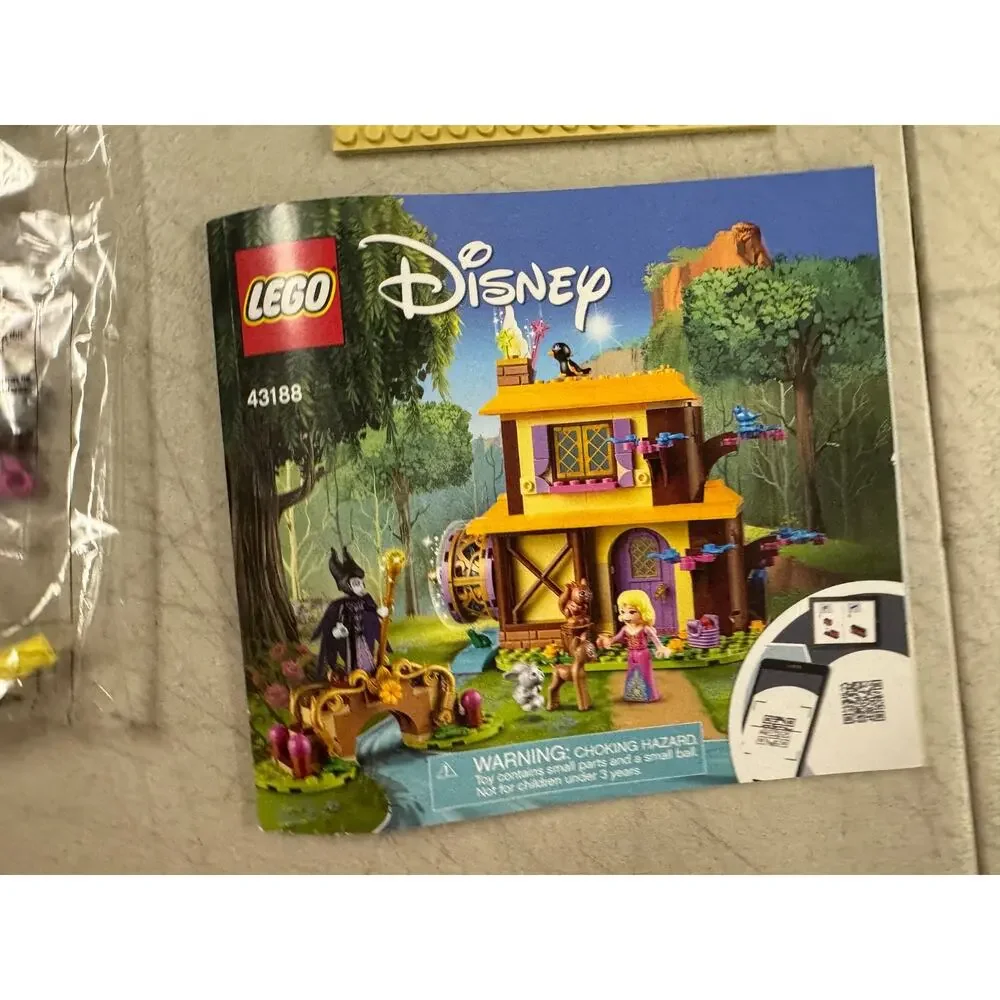 LEGO 43188 Disney Princess: Aurora's Forest Cottage 300pcs New Open Box